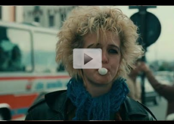 Dans les coulisses d’un tournage marqué par la douleur – Agnès Soral brise le silence sur Coluche