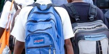 CAMEROUN : La rentrée scolaire et le match des Lions indomptables animent les passions