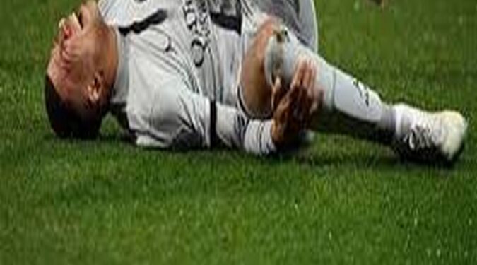 Blessure musculaire pour Kylian Mbappé, forfait pour le derby contre l’Atlético de Madrid