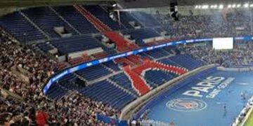 🔴⚽ En direct – PSG 1-0 Girona : une ambiance particulière au Parc des Princes